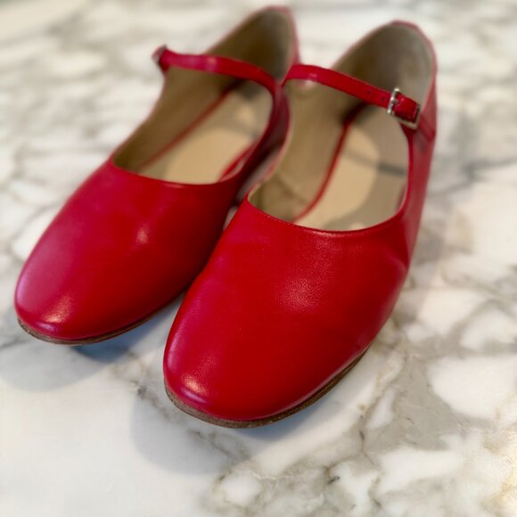 Freda Salvador - RED Leather AUBREY MARY JANE FLAT - Picture 5 of 6